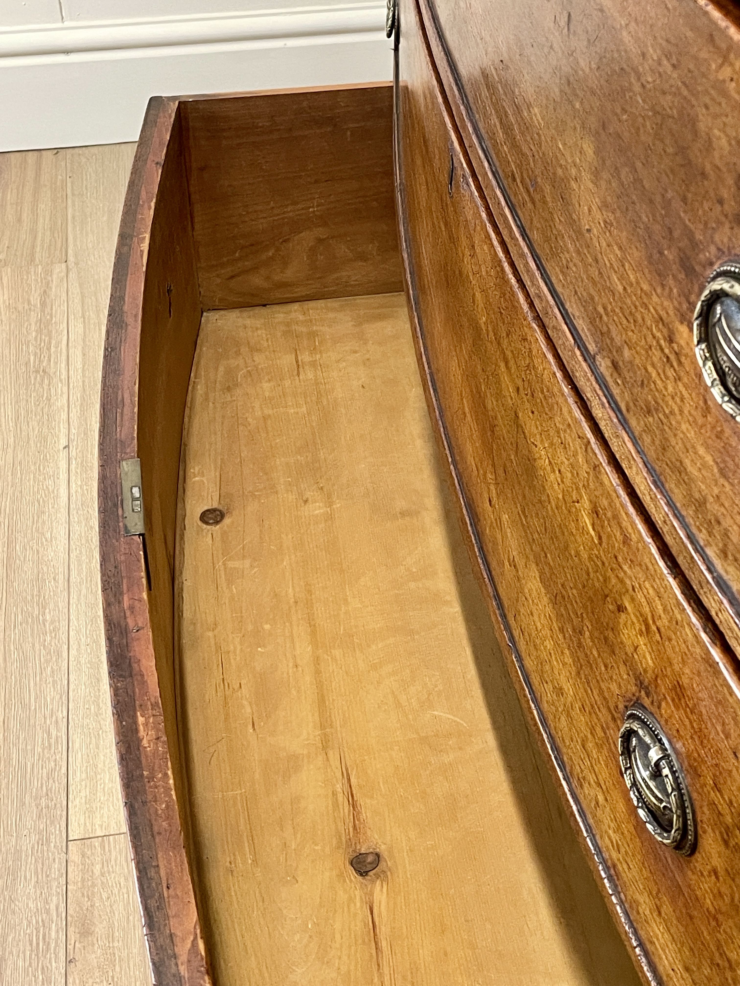 antique-georgian-farmhouse-bow-front-chest-of-drawers