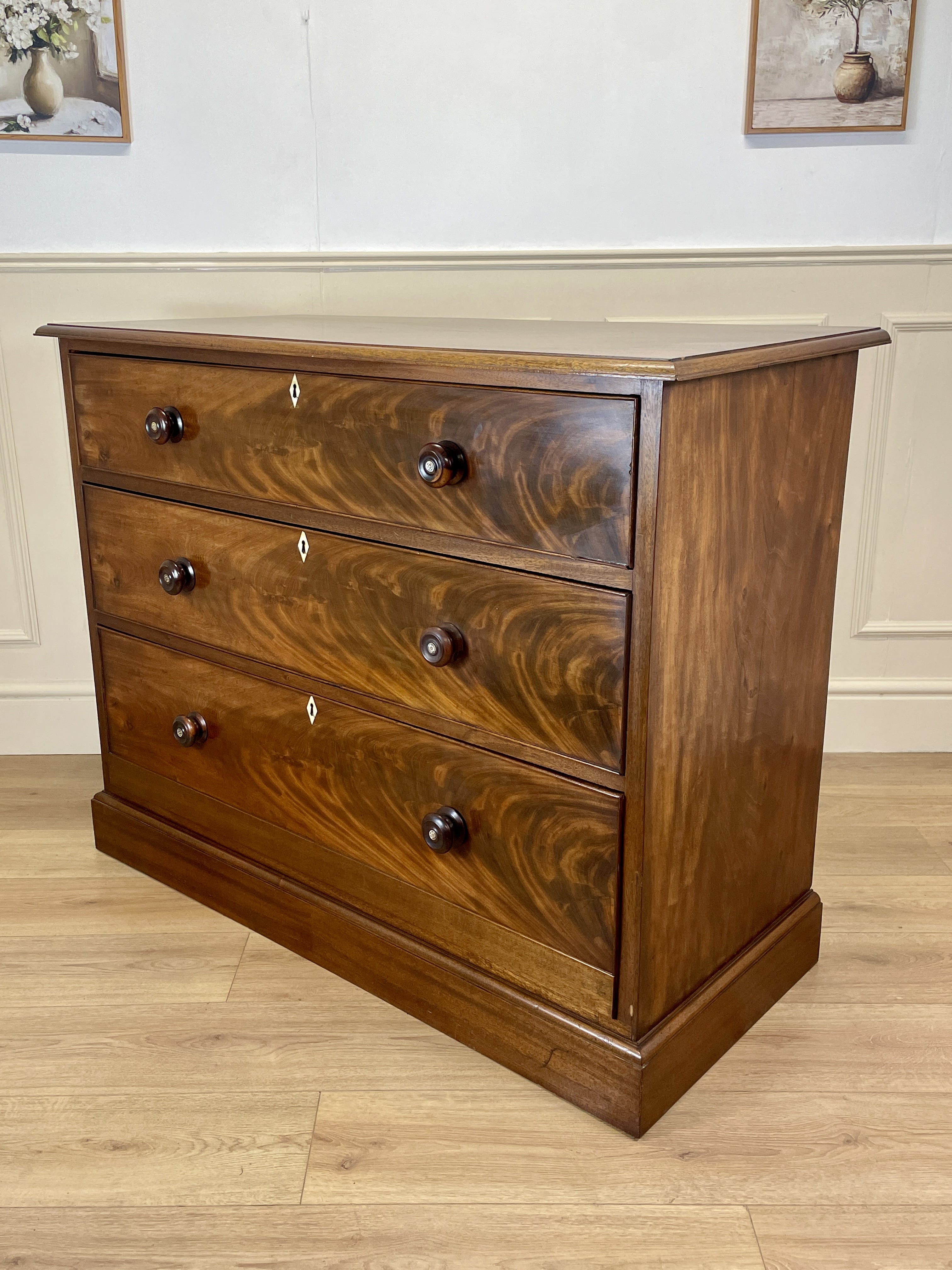 Antique Victorian small mahogany chest of drawers with four deep drawers and mother of pearl handles, perfect chest of drawers for bedroom or cottage interior