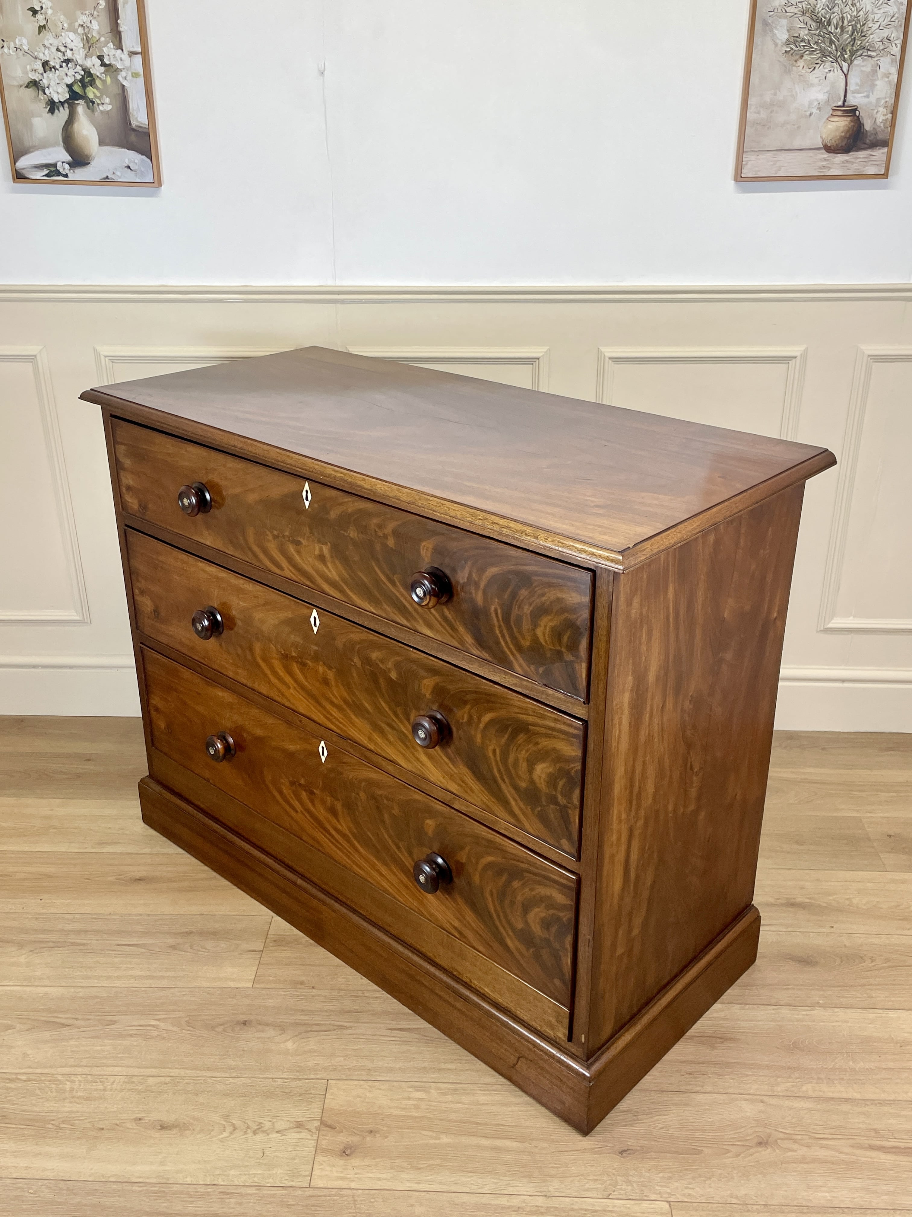 Antique Victorian small mahogany chest of drawers with four deep drawers and mother of pearl handles, perfect chest of drawers for bedroom or cottage interior