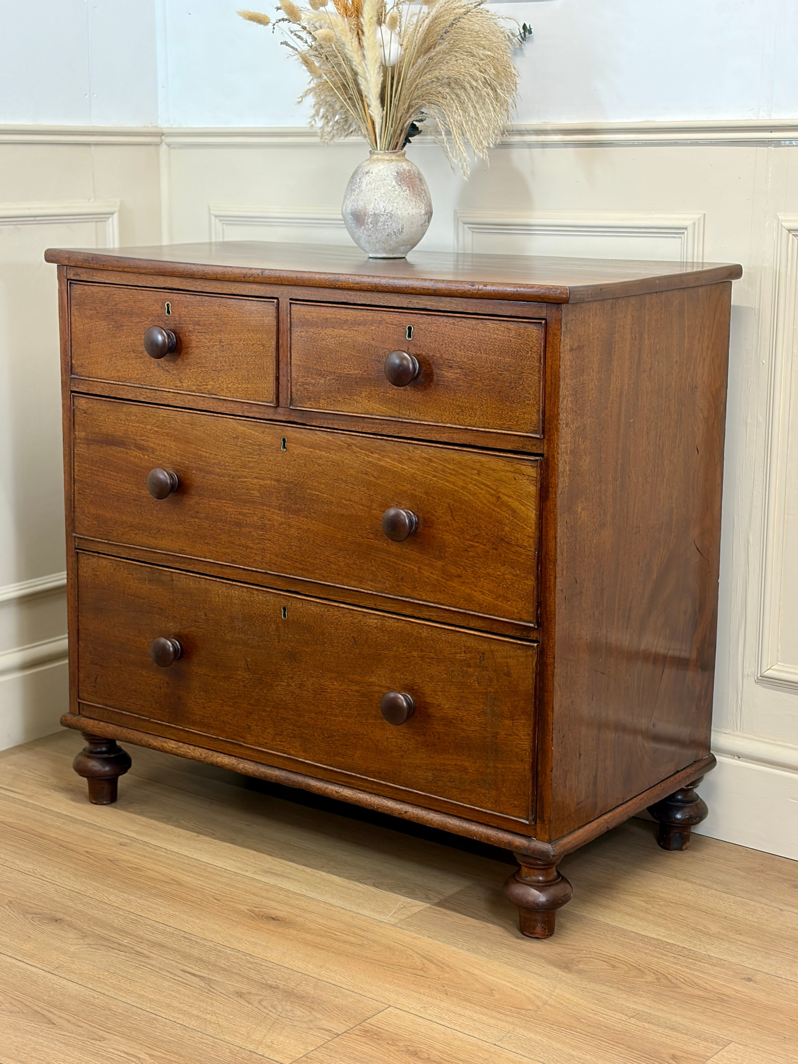 Buy Antique Chest of Drawers | Taylors Antiques & Interiors Buy Antique Chest of Drawers | Taylors Antiques & Interiors