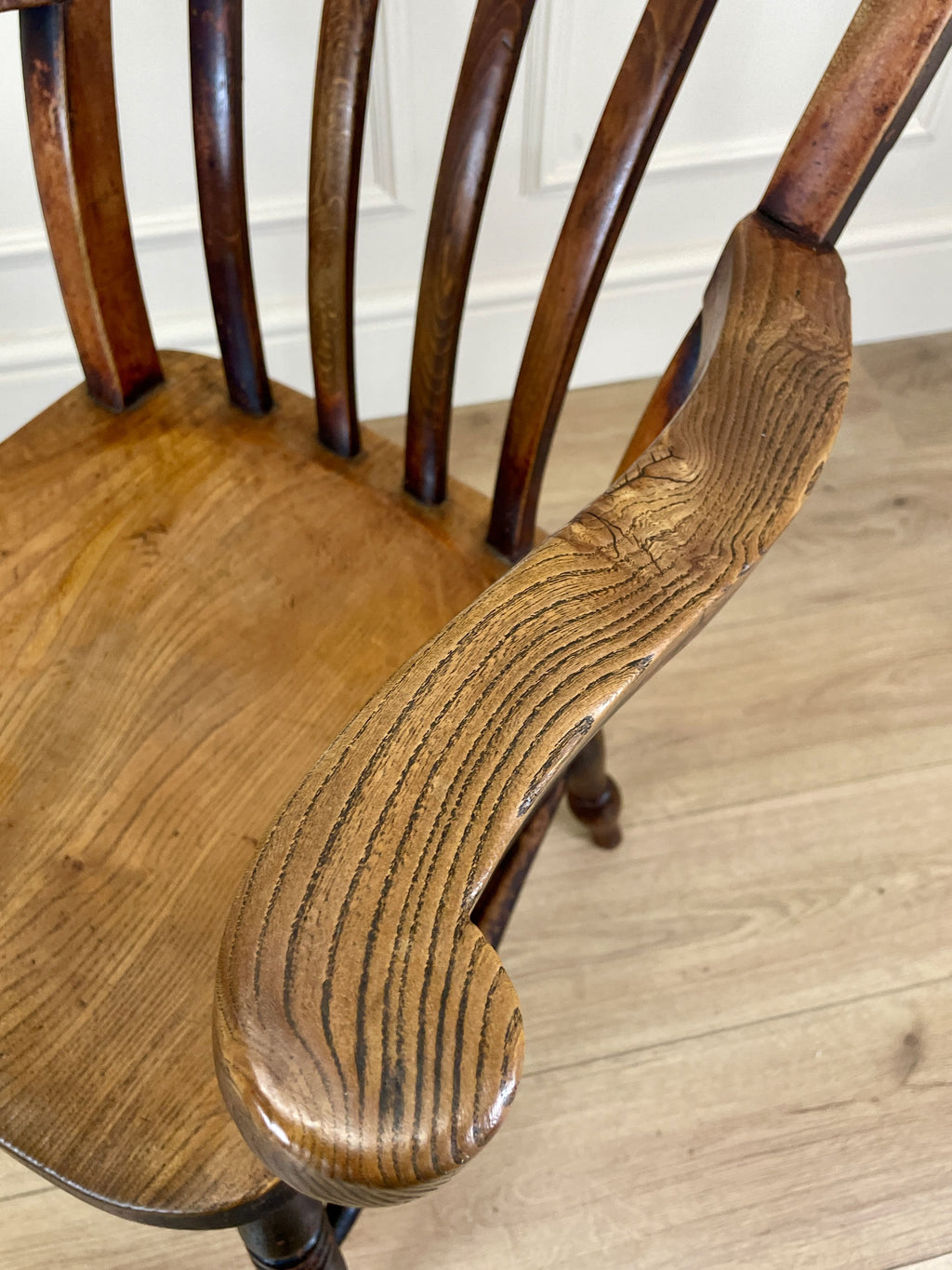 farmhouse arm chair