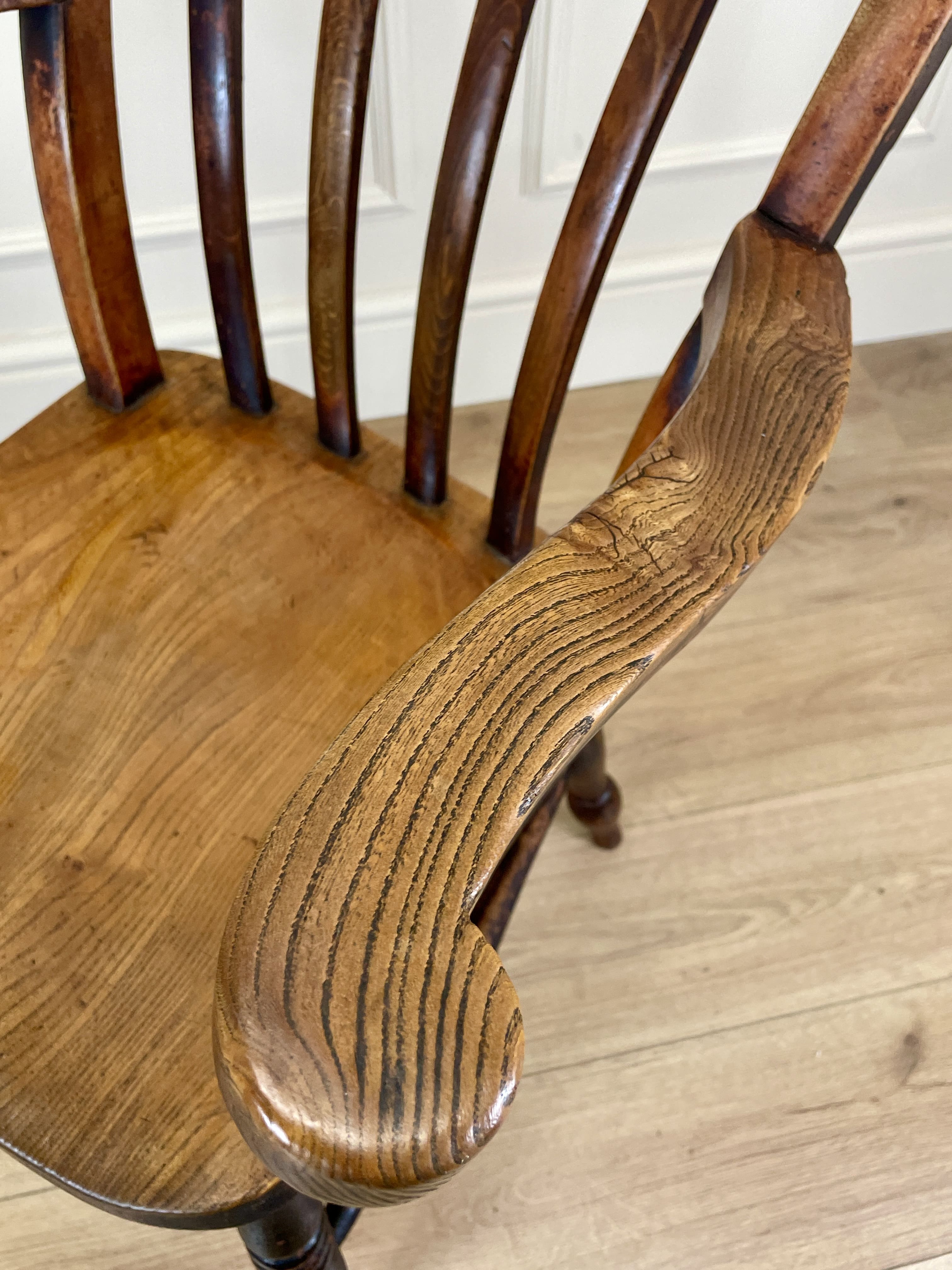 farmhouse arm chair